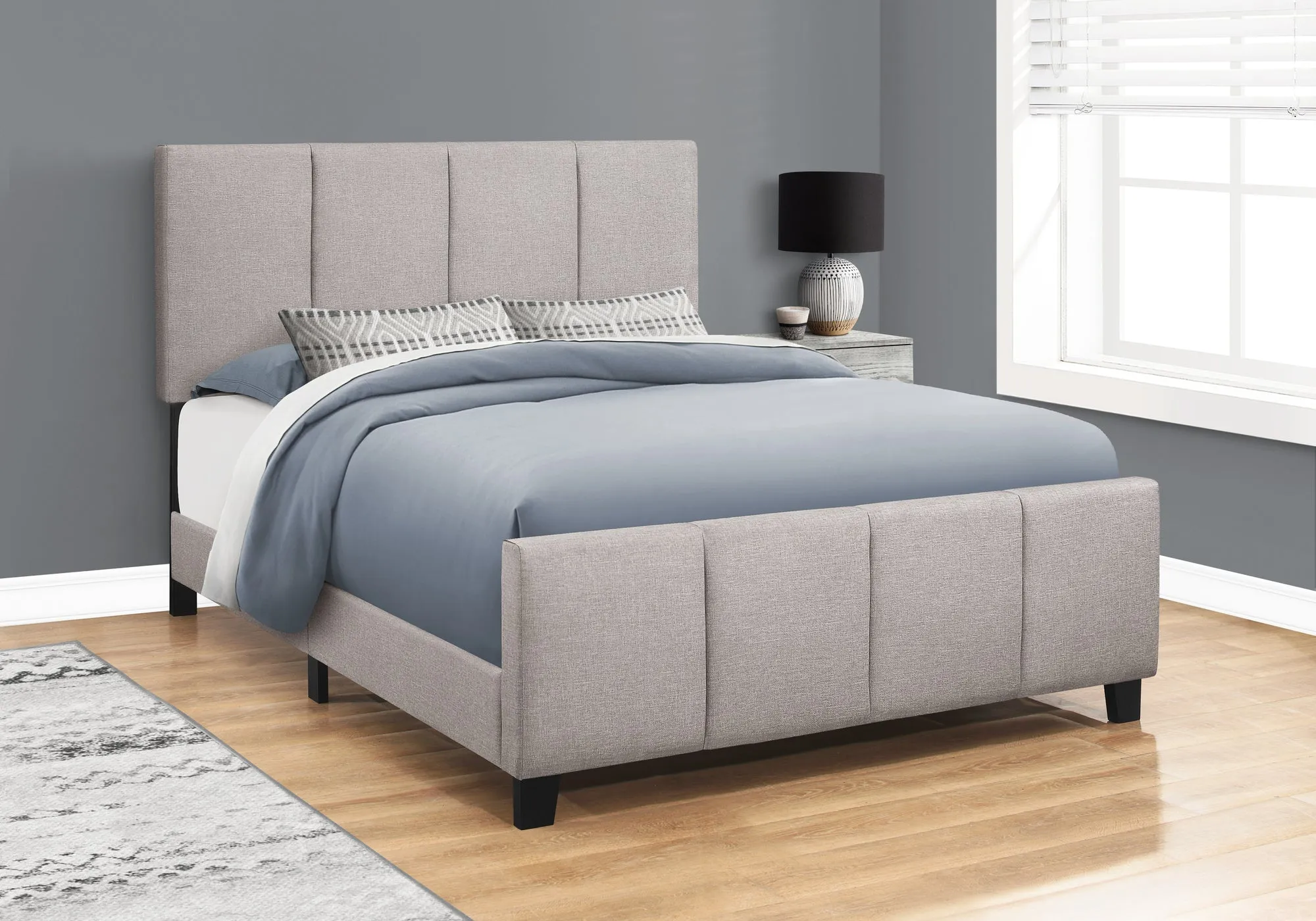 Bed - Queen Size / Grey Linen With Black Wood Legs