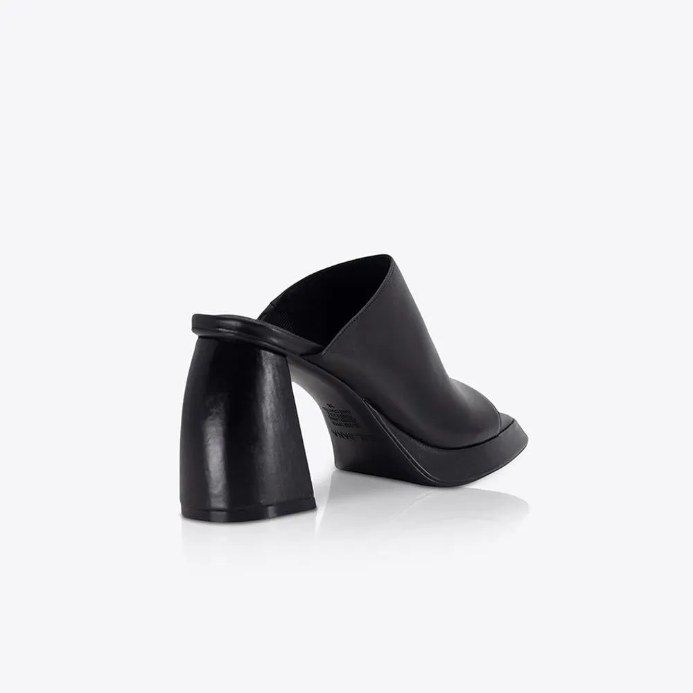 Eva Mule Black