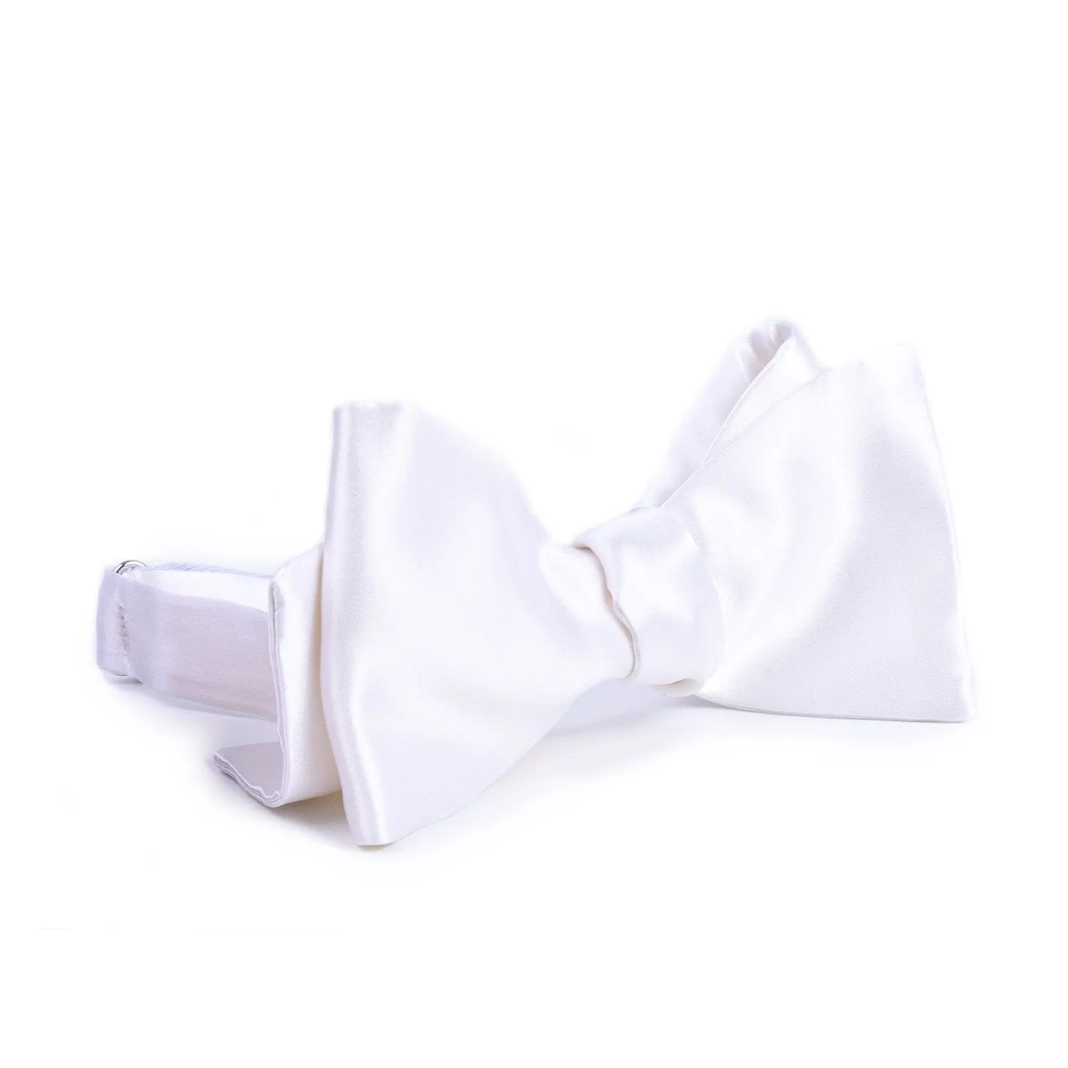 Papillon in Raso - WHITE SELF-TIED CLASSIC